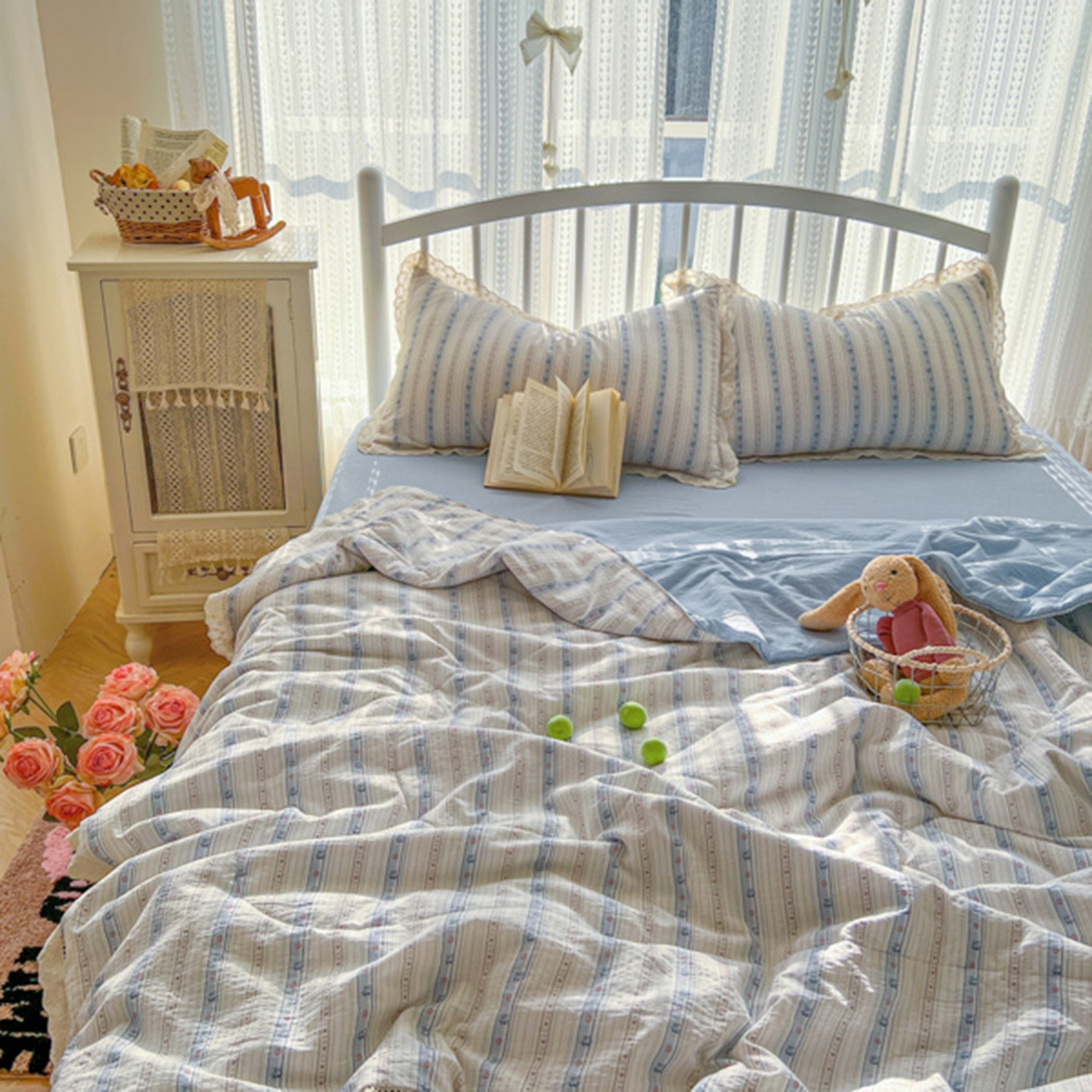 91家纺网 家纺一手货源 找家纺 港岛妹妹 2026新款镂空花边夏被 夏被四件套 米兰