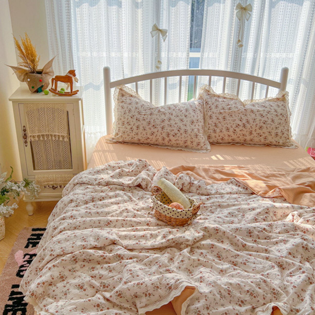 91家纺网 家纺一手货源 找家纺 港岛妹妹 2026新款镂空花边夏被 夏被四件套 木蔓秋诗