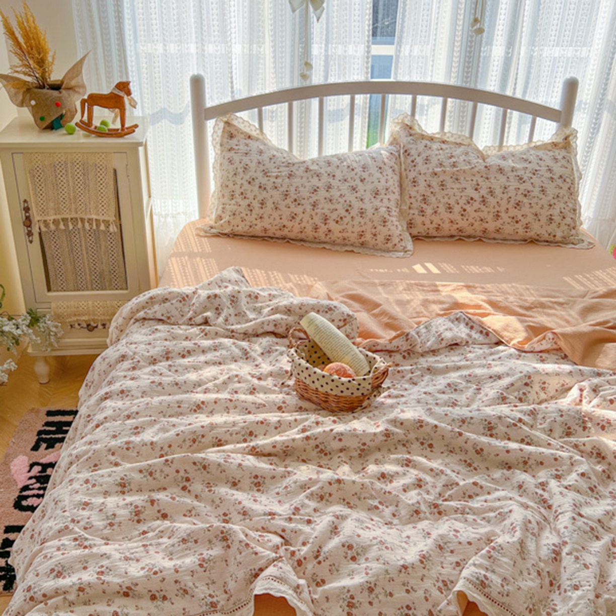 91家纺网 家纺一手货源 找家纺 港岛妹妹 2026新款镂空花边夏被 夏被四件套 木蔓秋诗