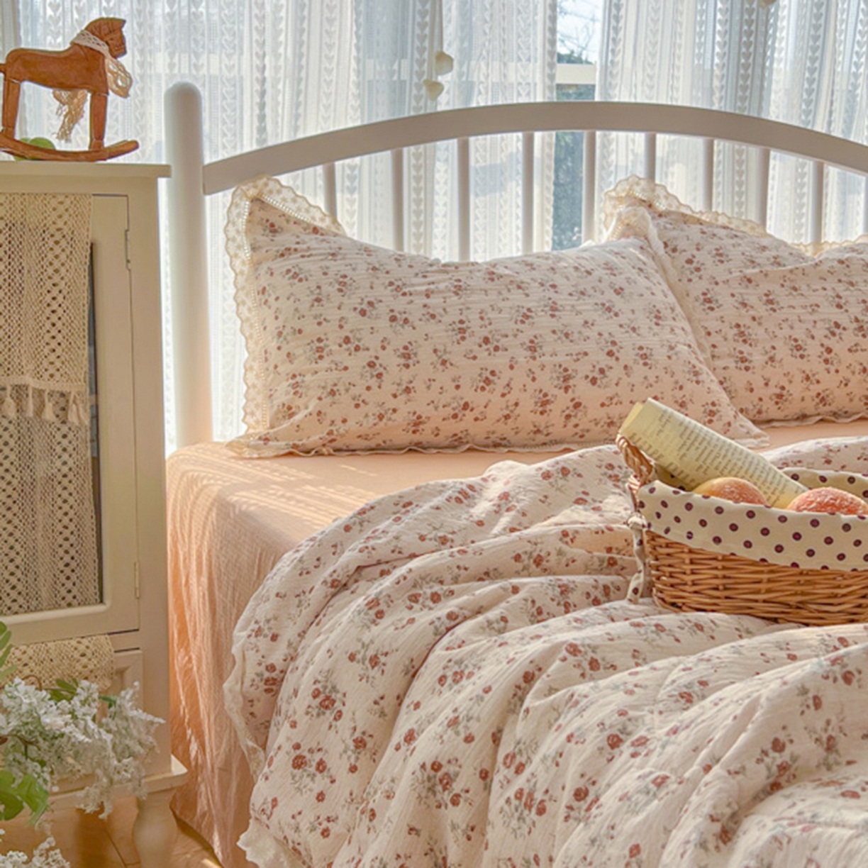 91家纺网 家纺一手货源 找家纺 港岛妹妹 2026新款镂空花边夏被 夏被四件套 木蔓秋诗