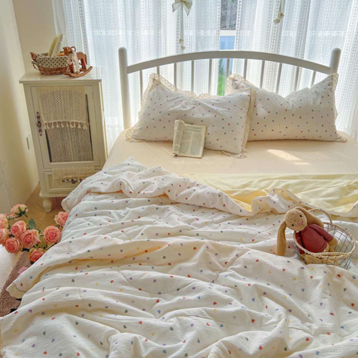 91家纺网 家纺一手货源 找家纺 港岛妹妹 2026新款镂空花边夏被 夏被四件套 奶油小爱心