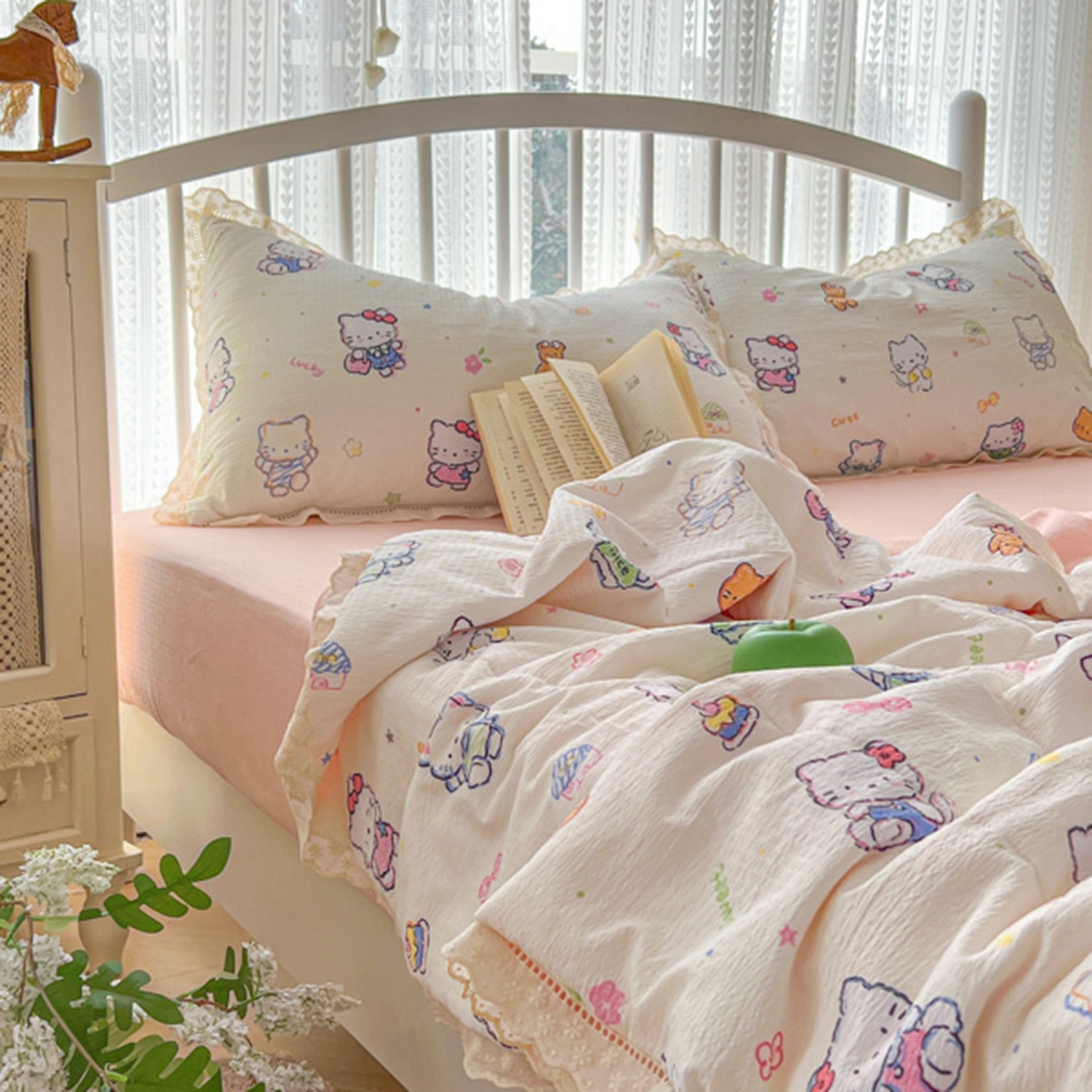 91家纺网 家纺一手货源 找家纺 港岛妹妹 2026新款镂空花边夏被 夏被四件套 泡芙小猫