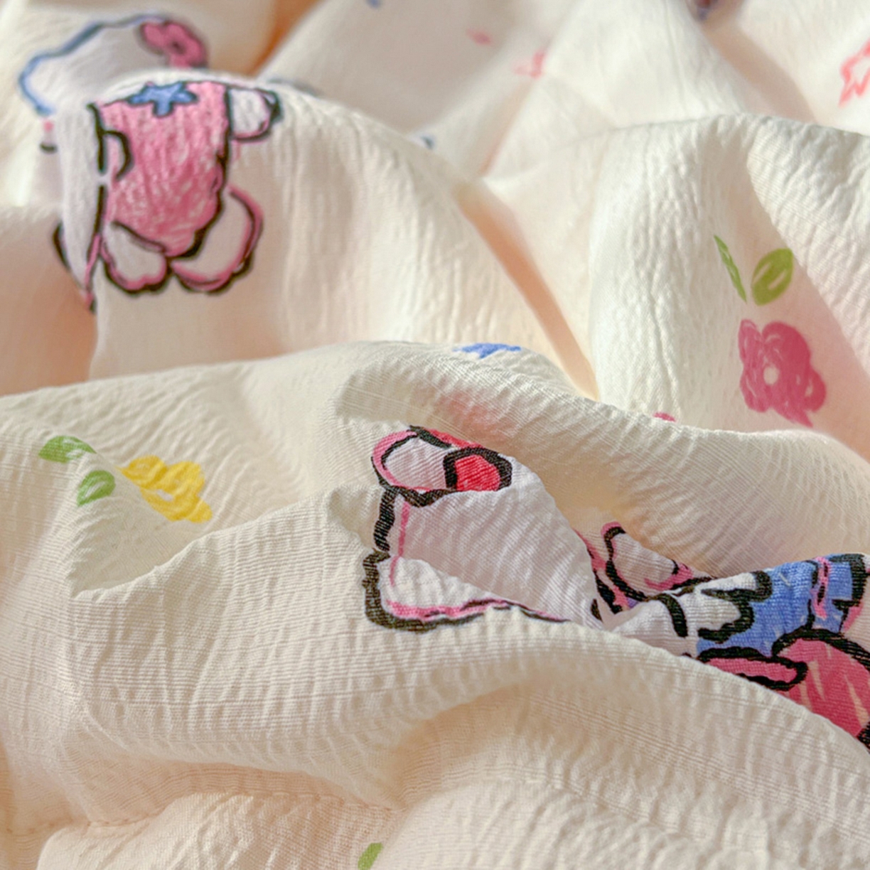 91家纺网 家纺一手货源 找家纺 港岛妹妹 2026新款镂空花边夏被 夏被四件套 泡芙小猫