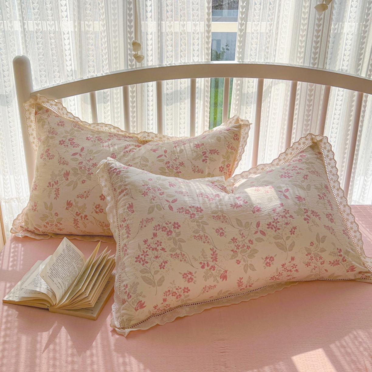 91家纺网 家纺一手货源 找家纺 港岛妹妹 2026新款镂空花边夏被 夏被四件套 浅茉樱藤