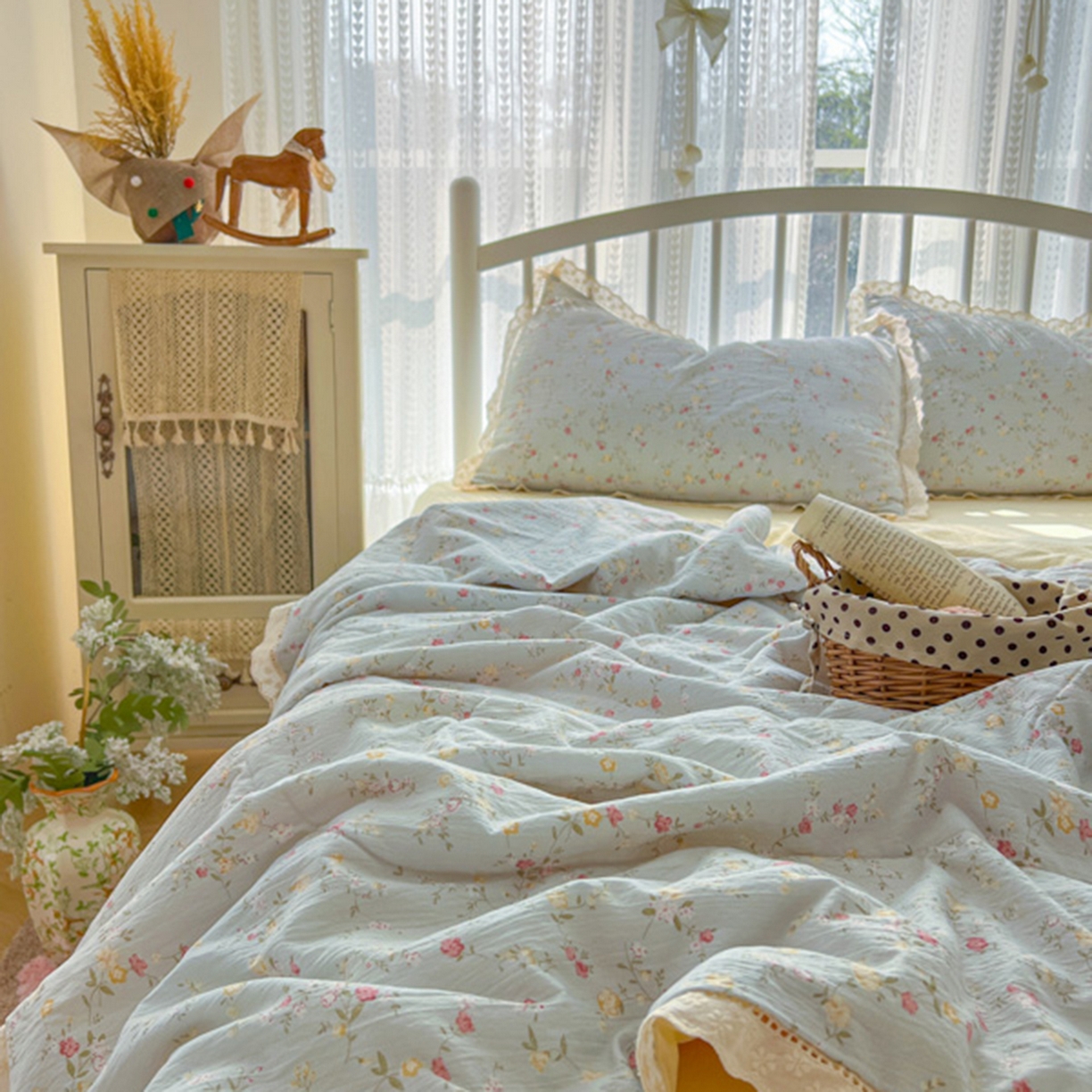 91家纺网 家纺一手货源 找家纺 港岛妹妹 2026新款镂空花边夏被 夏被四件套 晴空微澜