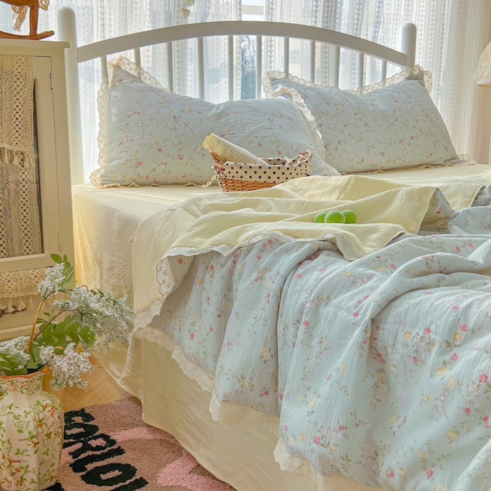 91家纺网 家纺一手货源 找家纺 港岛妹妹 2026新款镂空花边夏被 夏被四件套 晴空微澜