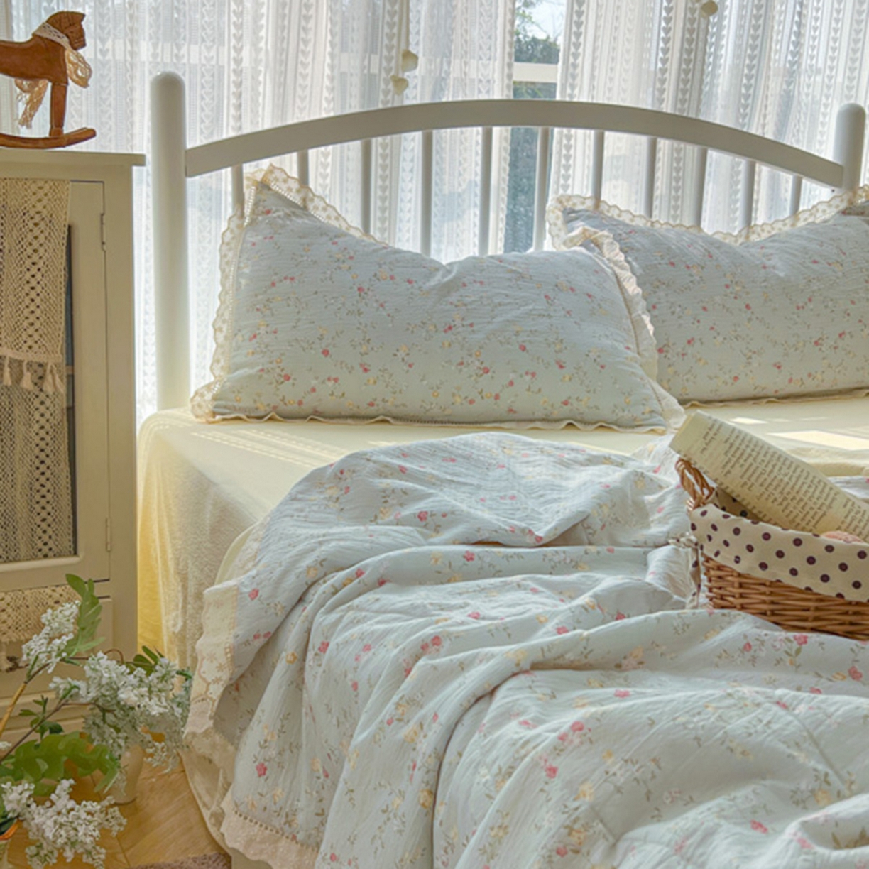 91家纺网 家纺一手货源 找家纺 港岛妹妹 2026新款镂空花边夏被 夏被四件套 晴空微澜