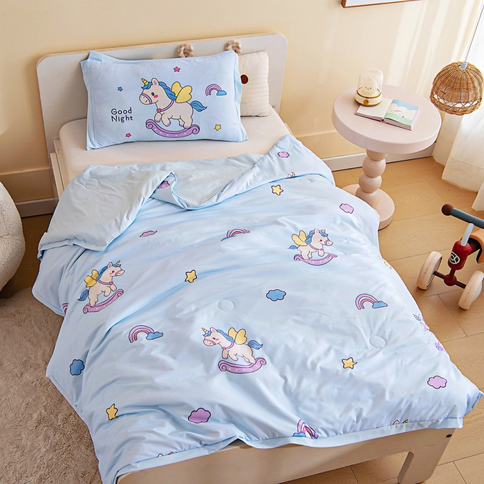 91家纺网 家纺一手货源 找家纺 御棉坊2026新款A类锦氨数码印花圆网蚕丝儿童夏凉被幼儿园午睡被宝宝夏季空调被薄被子 锦氨-彩虹小马