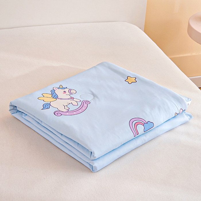 91家纺网 家纺一手货源 找家纺 御棉坊2026新款A类锦氨数码印花圆网蚕丝儿童夏凉被幼儿园午睡被宝宝夏季空调被薄被子 锦氨-彩虹小马