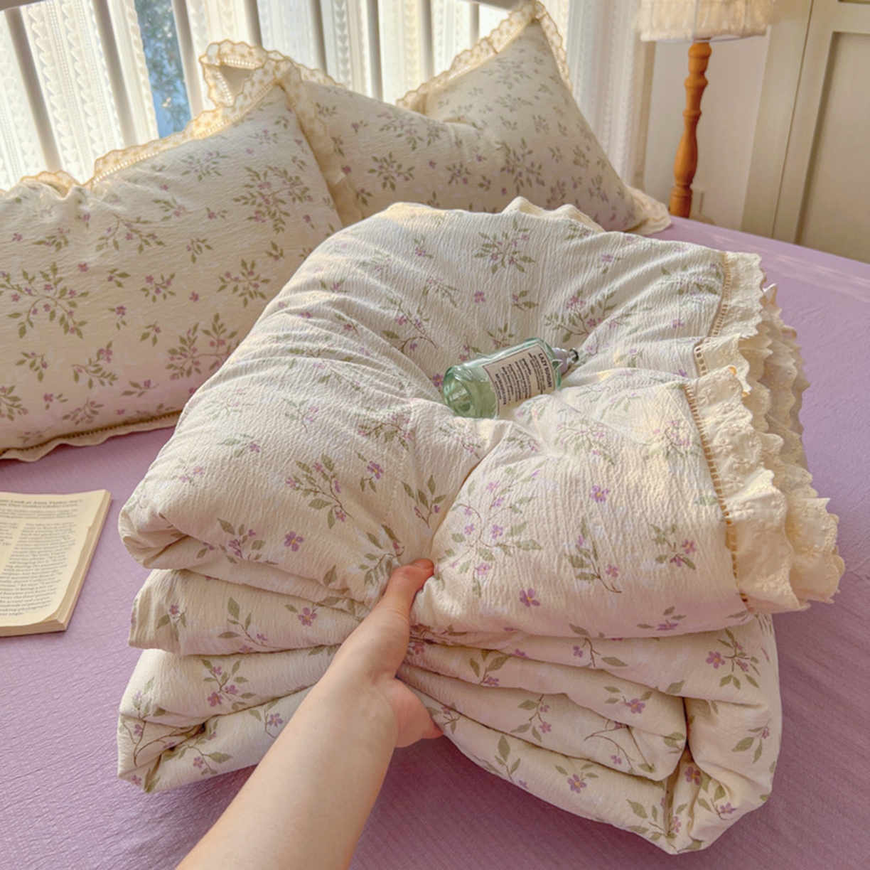 91家纺网 家纺一手货源 找家纺 港岛妹妹 2026新款镂空花边夏被 夏被四件套 散漫春色