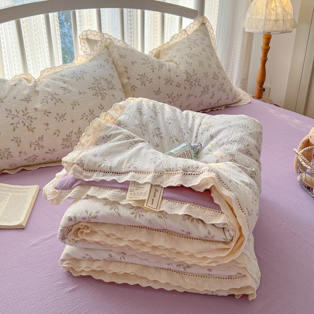 91家纺网 家纺一手货源 找家纺 港岛妹妹 2026新款镂空花边夏被 夏被四件套 散漫春色