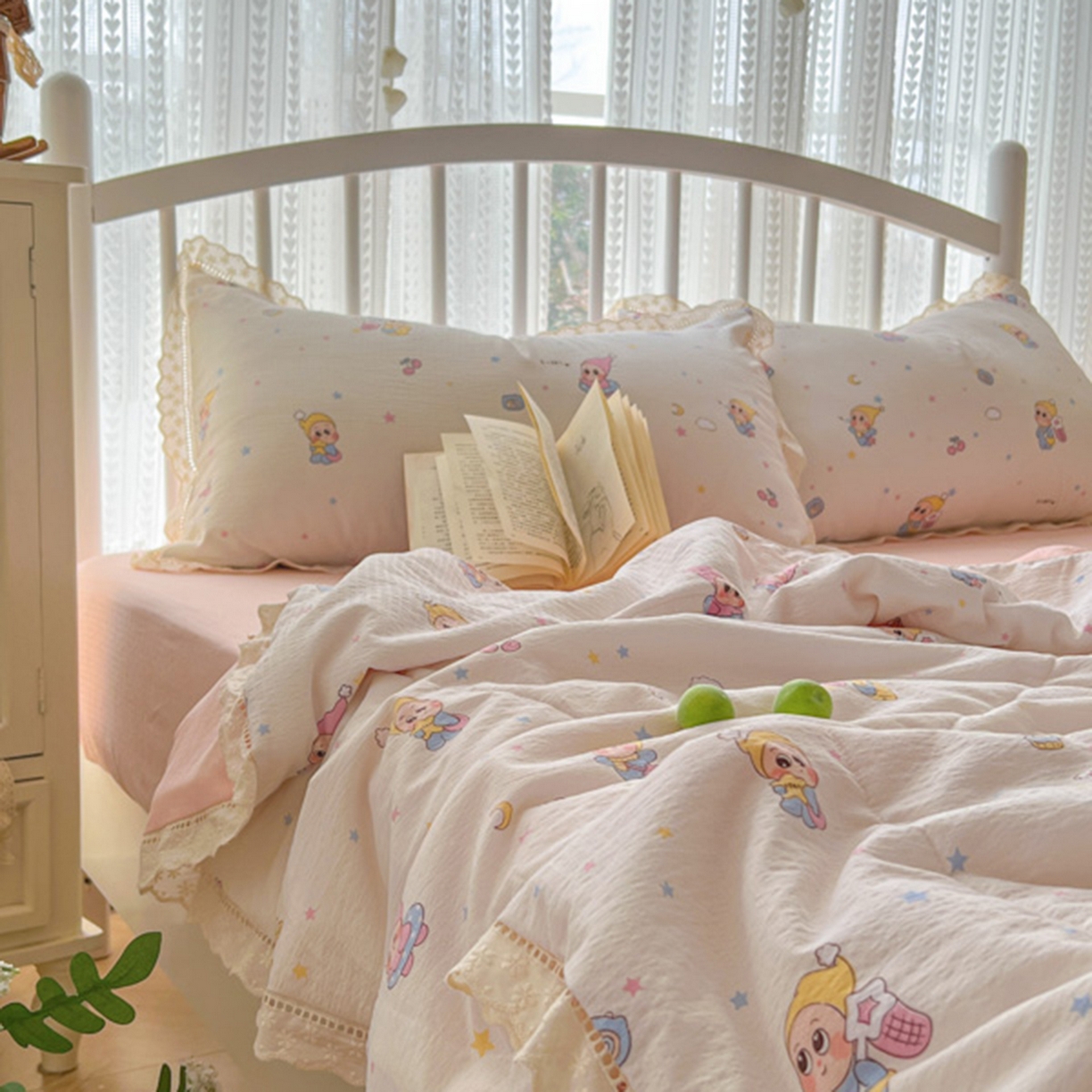 91家纺网 家纺一手货源 找家纺 港岛妹妹 2026新款镂空花边夏被 夏被四件套 糖果星星人