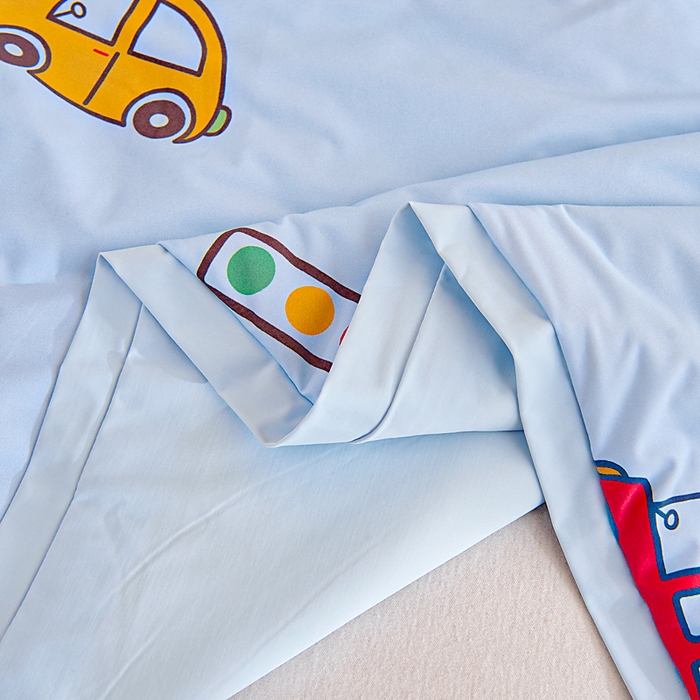 91家纺网 家纺一手货源 找家纺 御棉坊2026新款A类锦氨数码印花圆网蚕丝儿童夏凉被幼儿园午睡被宝宝夏季空调被薄被子 锦氨-多彩小车