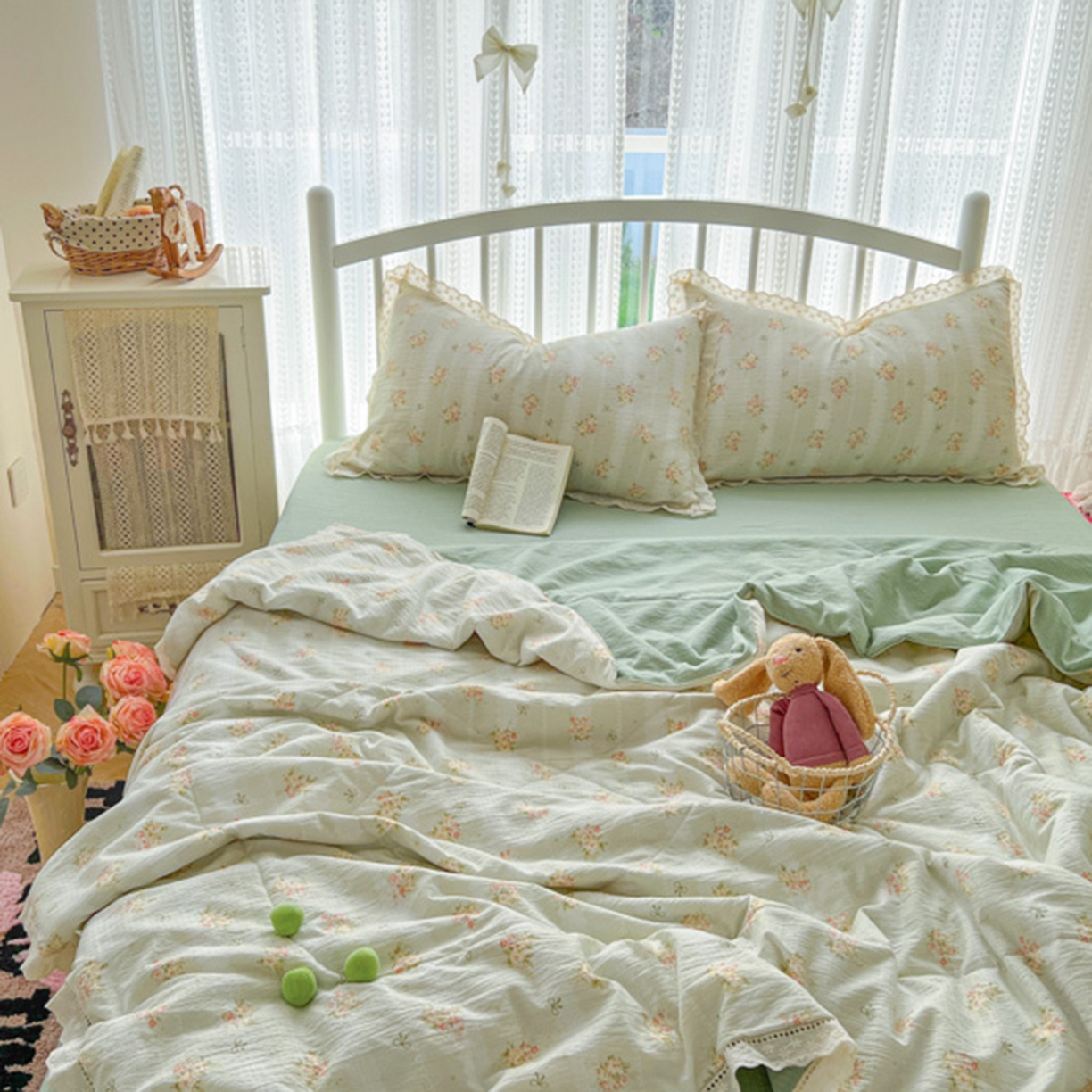 91家纺网 家纺一手货源 找家纺 港岛妹妹 2026新款镂空花边夏被 夏被四件套 夏木悠悠