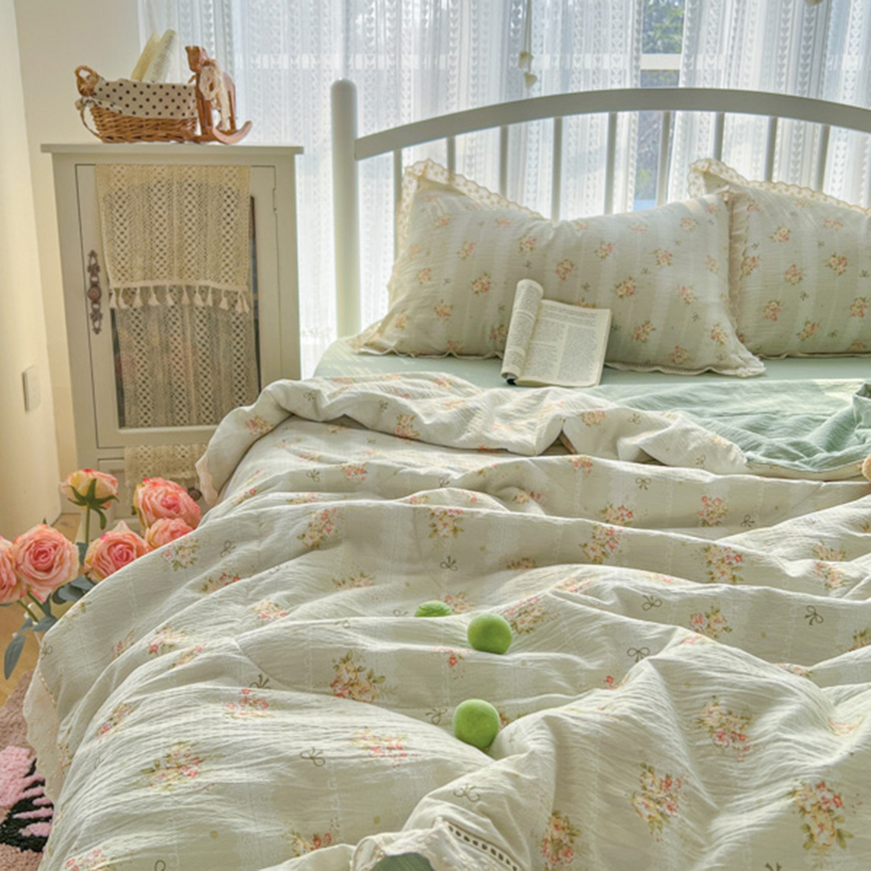 91家纺网 家纺一手货源 找家纺 港岛妹妹 2026新款镂空花边夏被 夏被四件套 夏木悠悠