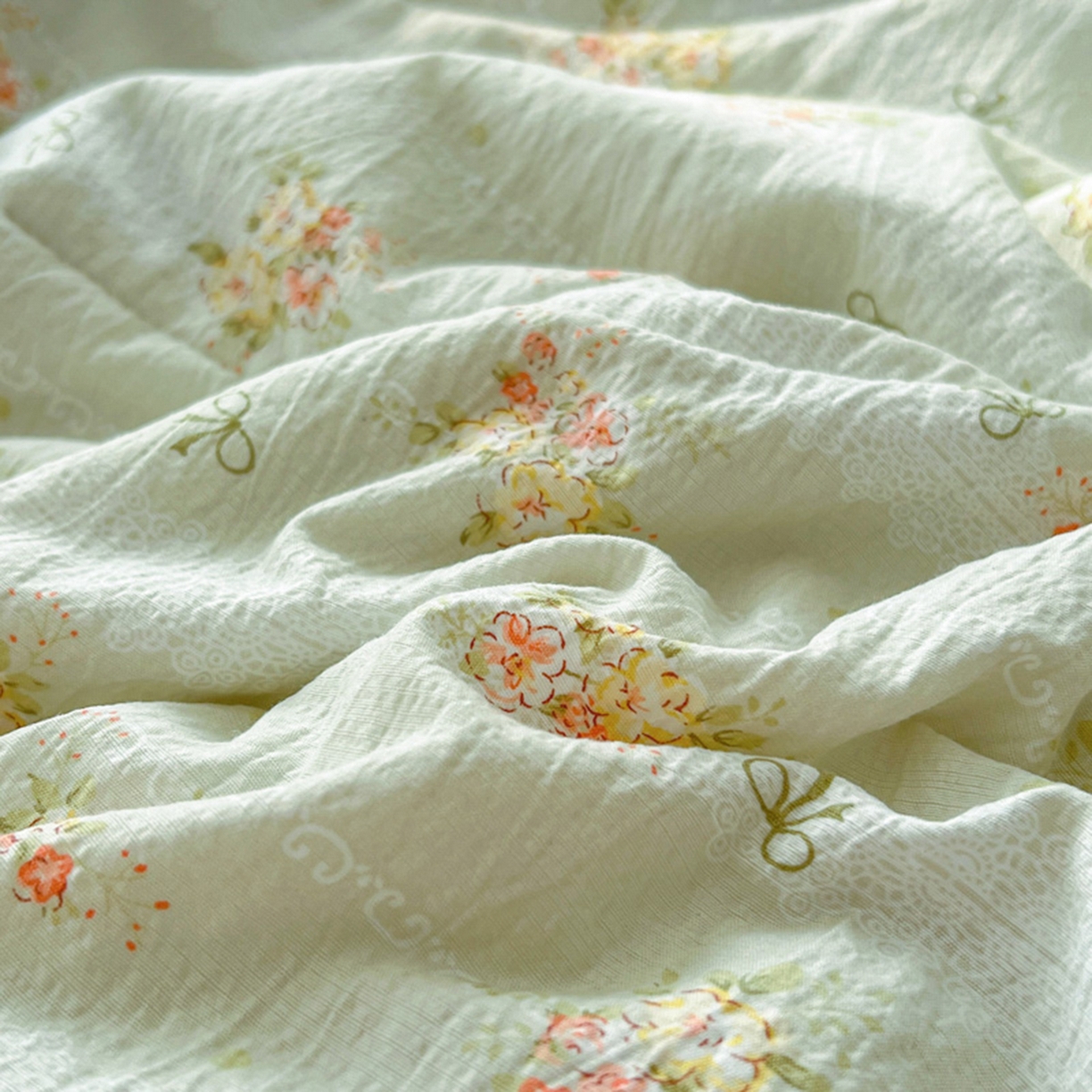 91家纺网 家纺一手货源 找家纺 港岛妹妹 2026新款镂空花边夏被 夏被四件套 夏木悠悠