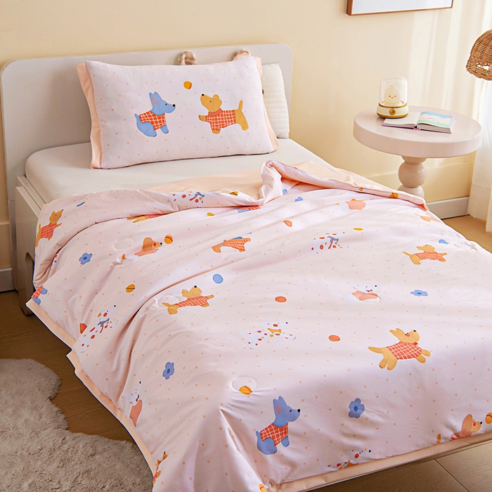 91家纺网 家纺一手货源 找家纺 御棉坊2026新款A类锦氨数码印花圆网蚕丝儿童夏凉被幼儿园午睡被宝宝夏季空调被薄被子 锦氨-狗乐园