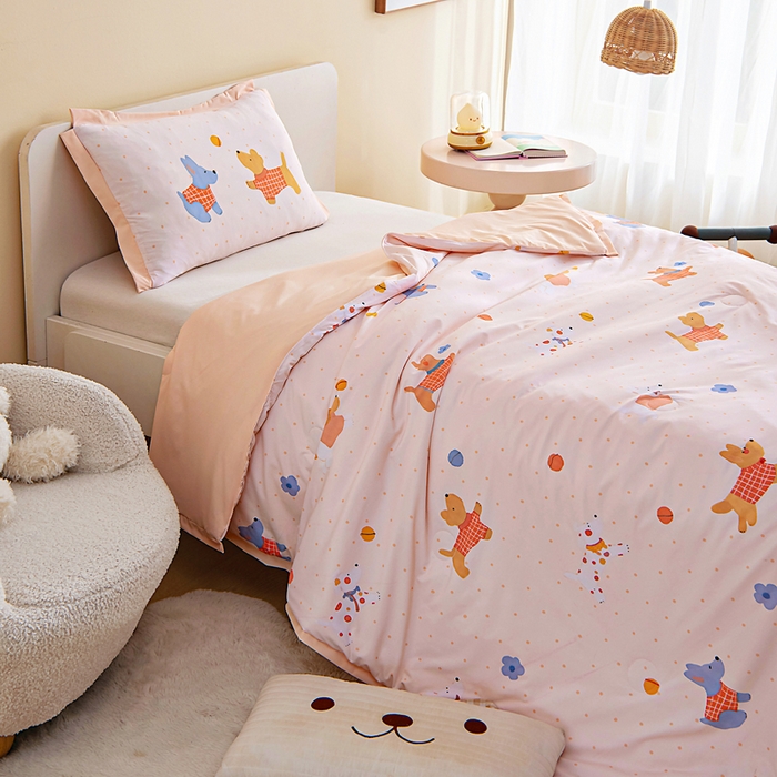 91家纺网 家纺一手货源 找家纺 御棉坊2026新款A类锦氨数码印花圆网蚕丝儿童夏凉被幼儿园午睡被宝宝夏季空调被薄被子 锦氨-狗乐园