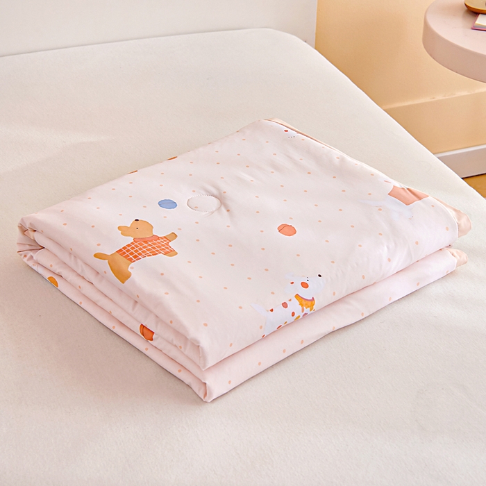 91家纺网 家纺一手货源 找家纺 御棉坊2026新款A类锦氨数码印花圆网蚕丝儿童夏凉被幼儿园午睡被宝宝夏季空调被薄被子 锦氨-狗乐园