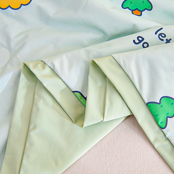 91家纺网 家纺一手货源 找家纺 御棉坊2026新款A类锦氨数码印花圆网蚕丝儿童夏凉被幼儿园午睡被宝宝夏季空调被薄被子 锦氨-森林工程队