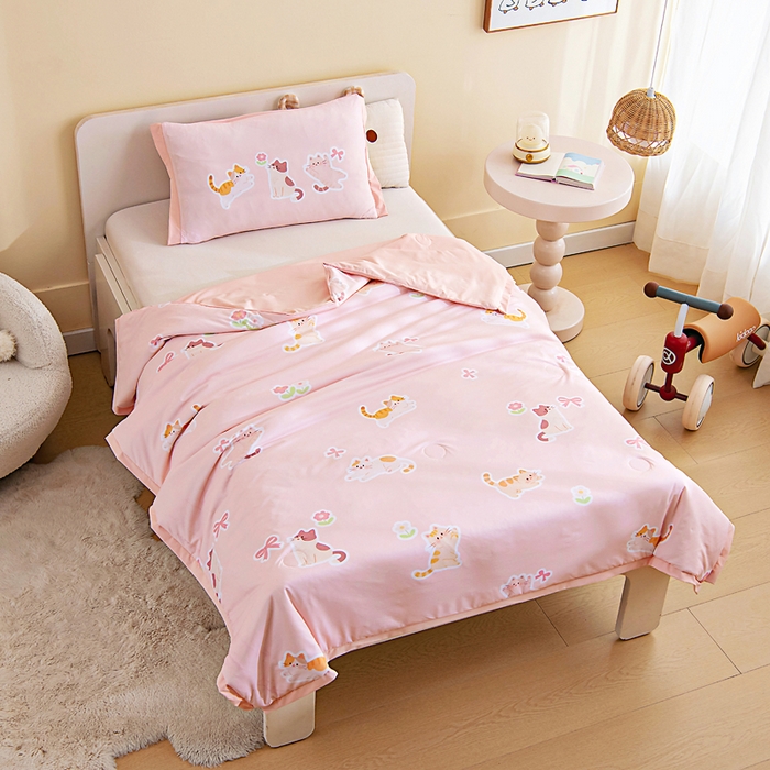 91家纺网 家纺一手货源 找家纺 御棉坊2026新款A类锦氨数码印花圆网蚕丝儿童夏凉被幼儿园午睡被宝宝夏季空调被薄被子 锦氨-小花猫