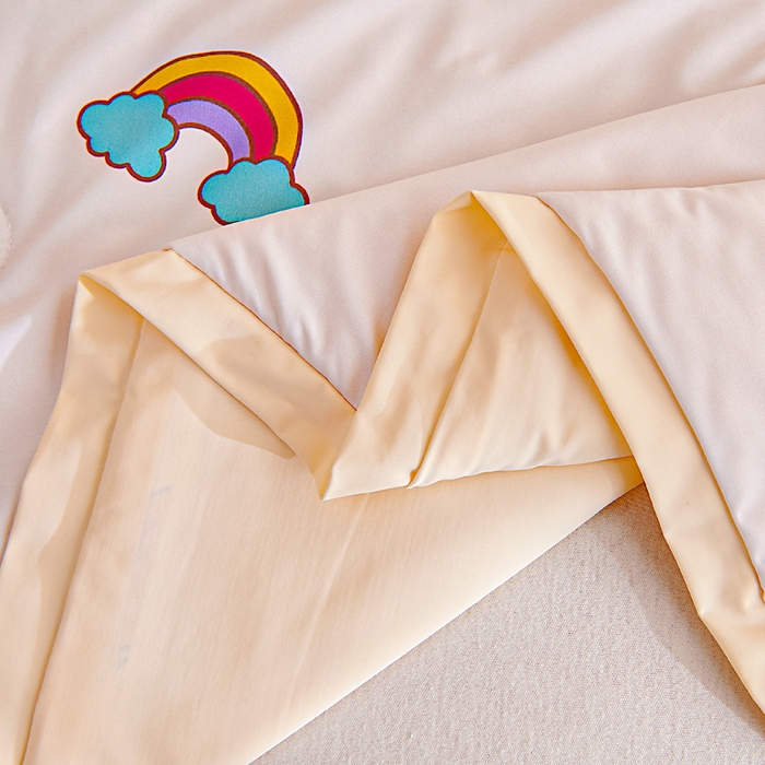 91家纺网 家纺一手货源 找家纺 御棉坊2026新款A类锦氨数码印花圆网蚕丝儿童夏凉被幼儿园午睡被宝宝夏季空调被薄被子 锦氨-小鹿宝宝