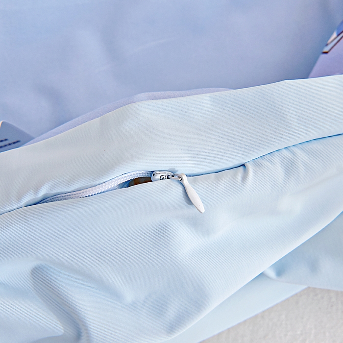 91家纺网 家纺一手货源 找家纺 御棉坊2026新款A类锦氨数码印花圆网蚕丝儿童夏凉被幼儿园午睡被宝宝夏季空调被薄被子 锦氨-小熊飞行员