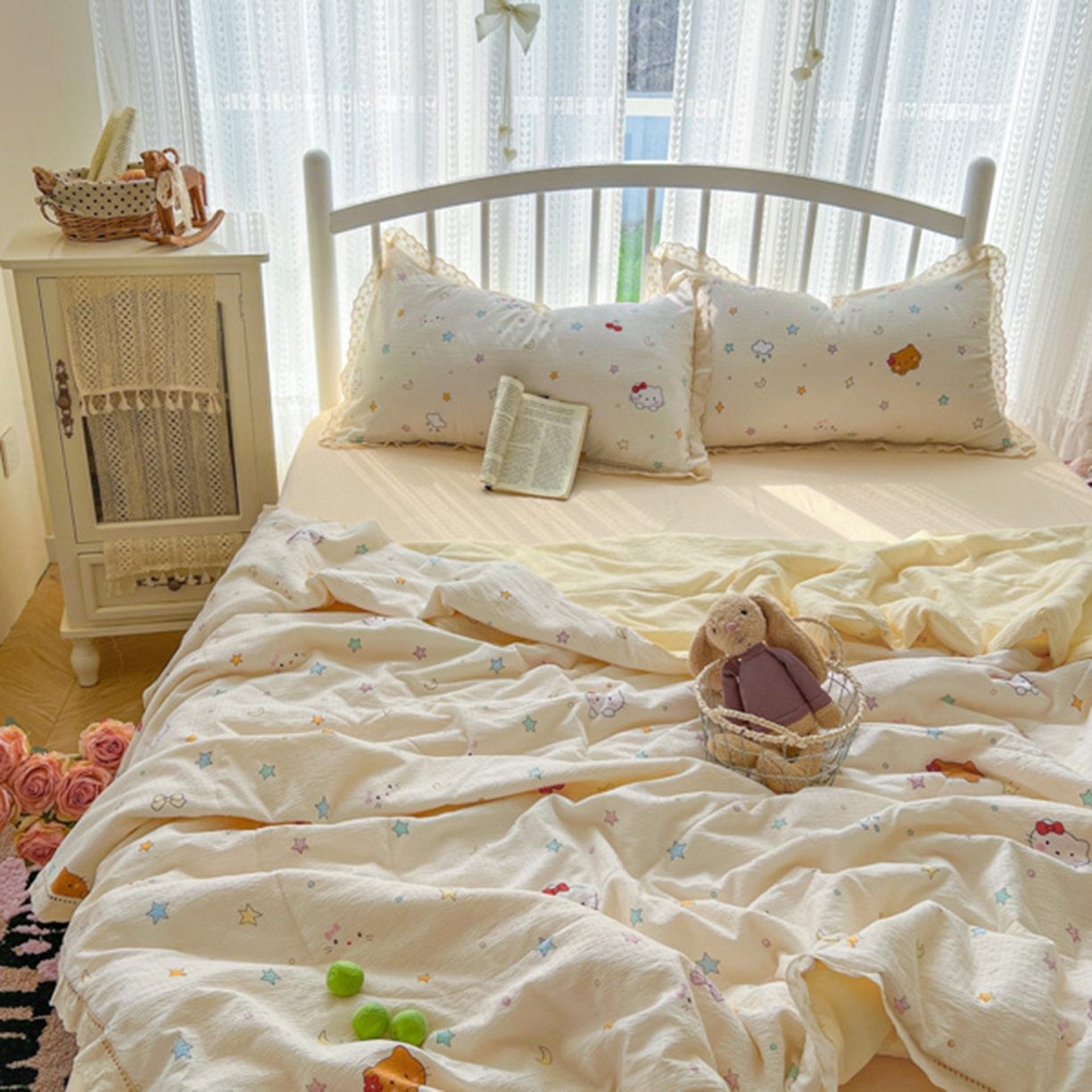 91家纺网 家纺一手货源 找家纺 港岛妹妹 2026新款镂空花边夏被 夏被四件套 星星kt