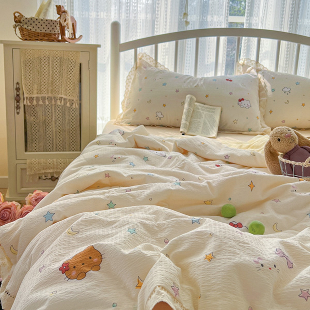 91家纺网 家纺一手货源 找家纺 港岛妹妹 2026新款镂空花边夏被 夏被四件套 星星kt