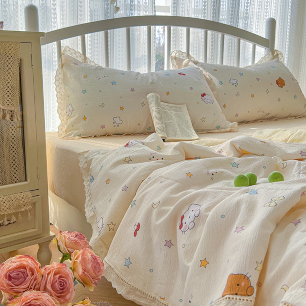 91家纺网 家纺一手货源 找家纺 港岛妹妹 2026新款镂空花边夏被 夏被四件套 星星kt