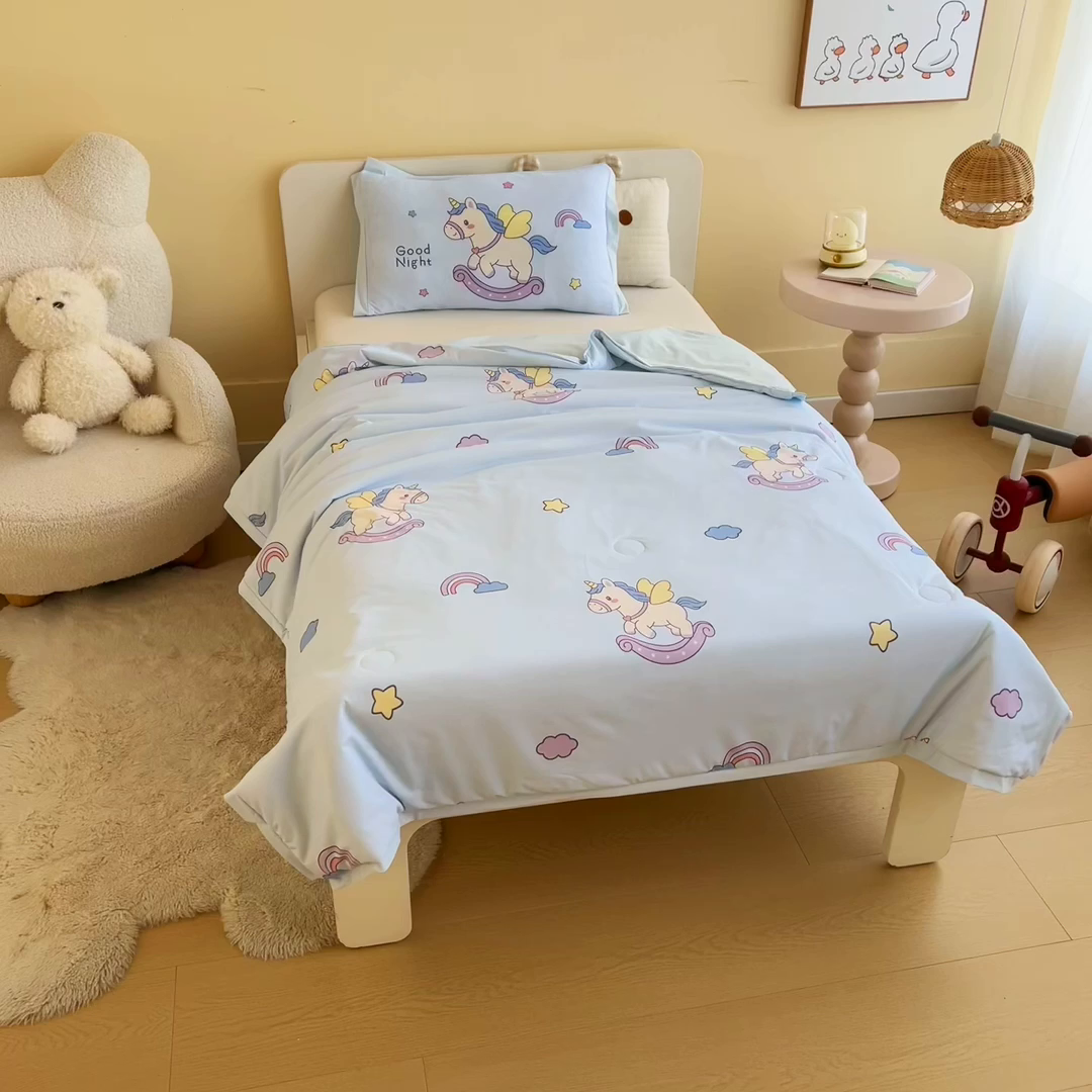 91家纺网 家纺一手货源 找家纺 御棉坊2026新款A类锦氨数码印花圆网蚕丝儿童夏凉被幼儿园午睡被宝宝夏季空调被薄被子 锦氨-彩虹小马