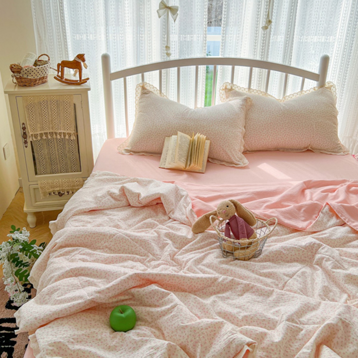 91家纺网 家纺一手货源 找家纺 港岛妹妹 2026新款镂空花边夏被 夏被四件套 纸短情长