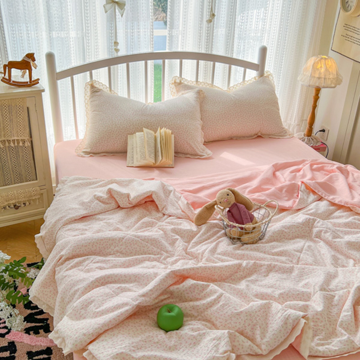 91家纺网 家纺一手货源 找家纺 港岛妹妹 2026新款镂空花边夏被 夏被四件套 纸短情长