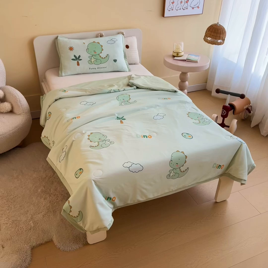 91家纺网 家纺一手货源 找家纺 御棉坊2026新款A类锦氨数码印花圆网蚕丝儿童夏凉被幼儿园午睡被宝宝夏季空调被薄被子 锦氨-恐龙宝贝