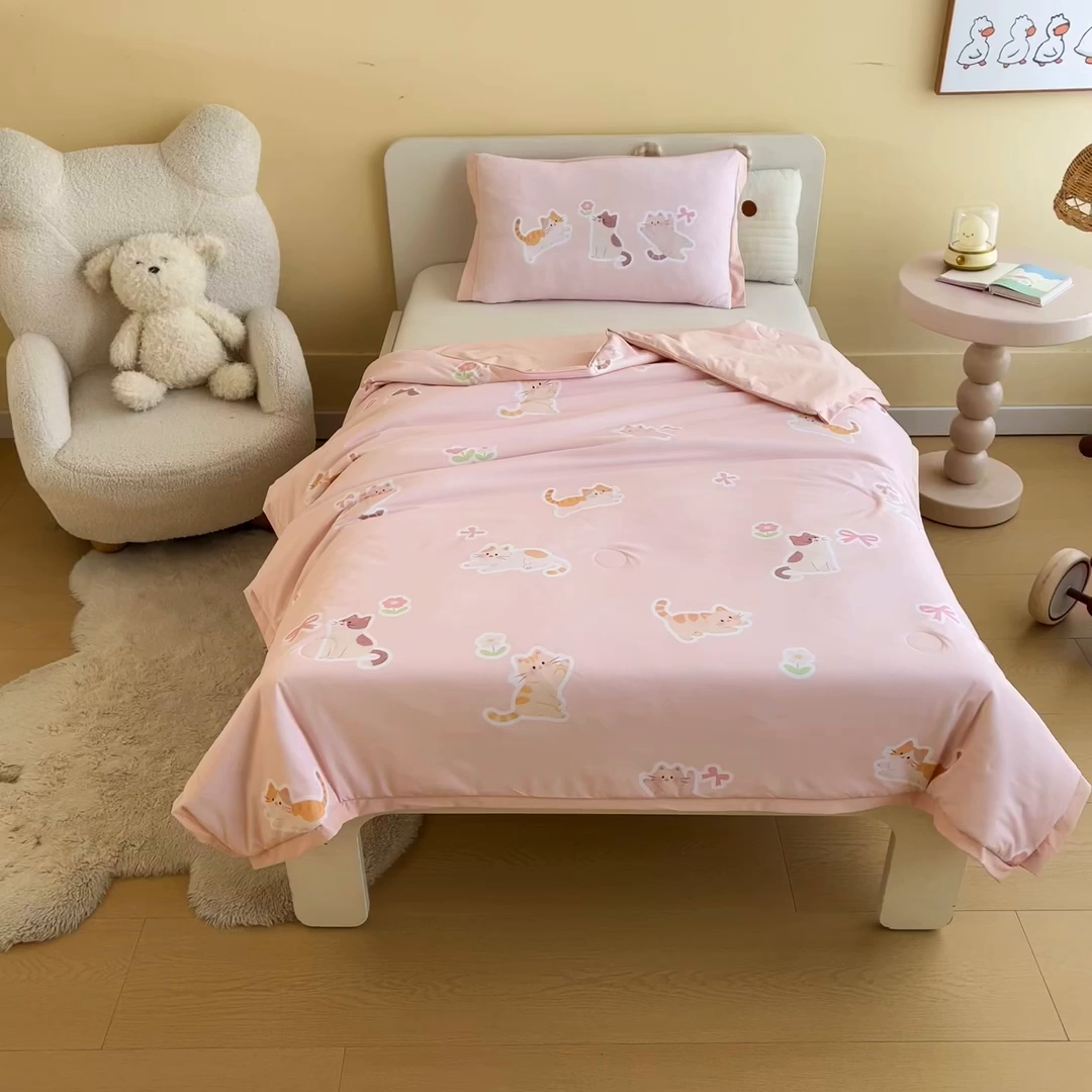 91家纺网 家纺一手货源 找家纺 御棉坊2026新款A类锦氨数码印花圆网蚕丝儿童夏凉被幼儿园午睡被宝宝夏季空调被薄被子 锦氨-小花猫