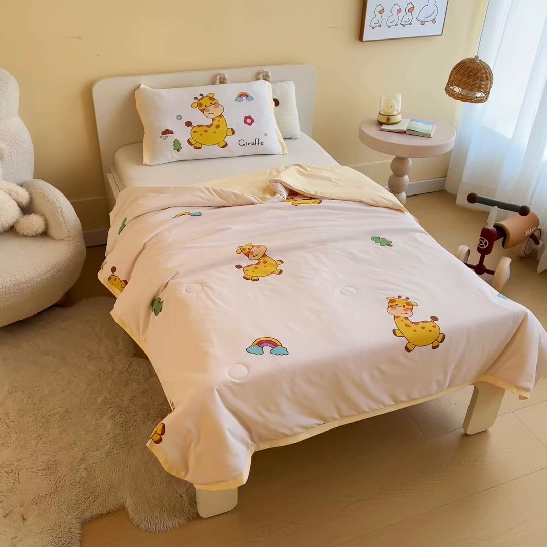 91家纺网 家纺一手货源 找家纺 御棉坊2026新款A类锦氨数码印花圆网蚕丝儿童夏凉被幼儿园午睡被宝宝夏季空调被薄被子 锦氨-小鹿宝宝