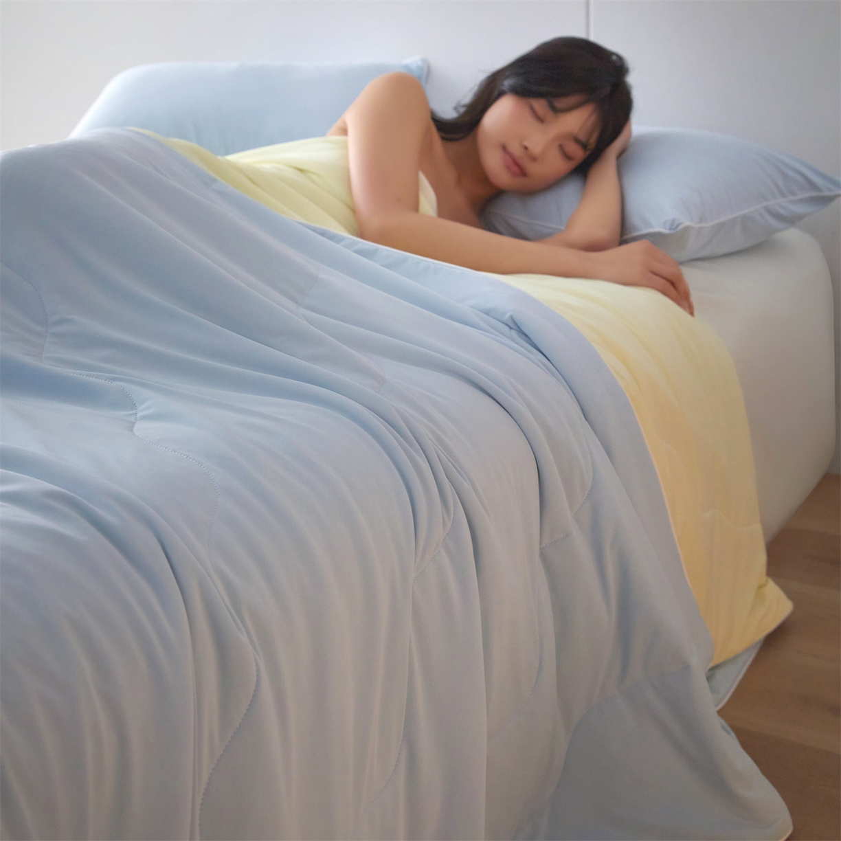 91家纺网 家纺一手货源 找家纺 2026头等舱 新款锦氨（165克）Pro5.0版凉感A类21莱赛尔大豆夏被配包装 蓝米