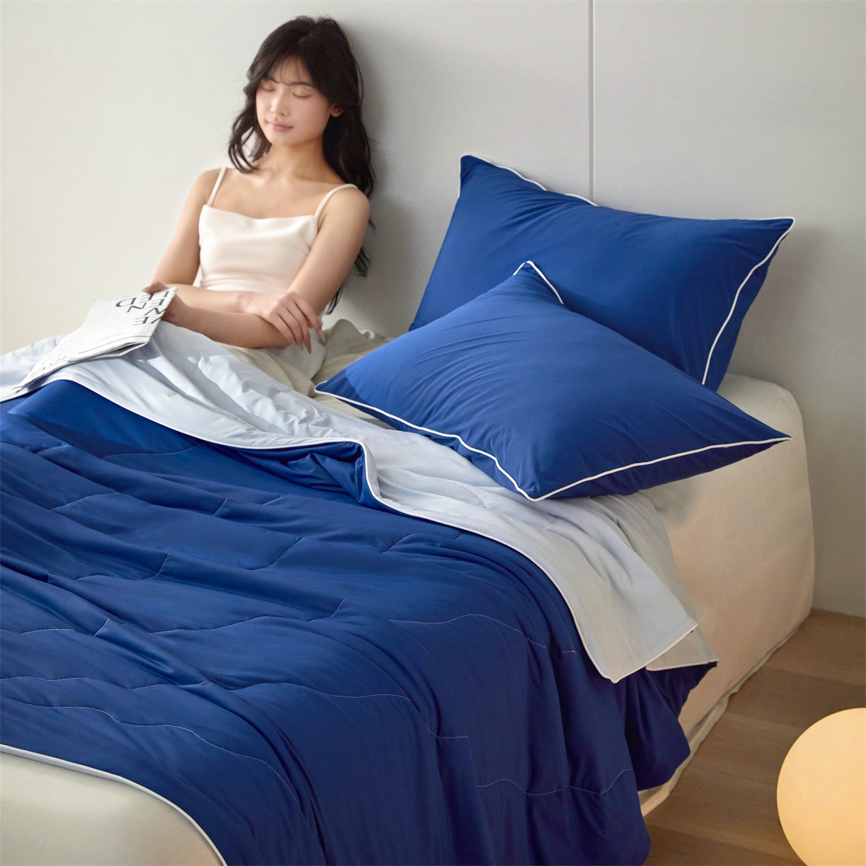 91家纺网 家纺一手货源 找家纺 2026头等舱 新款锦氨（165克）Pro5.0版凉感A类21莱赛尔大豆夏被配包装 深蓝浅蓝