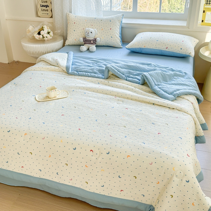 91家纺网 家纺一手货源 找家纺 几禾 2026新款A类三层纱印花夏被-柔纱 柔纱-星月天空