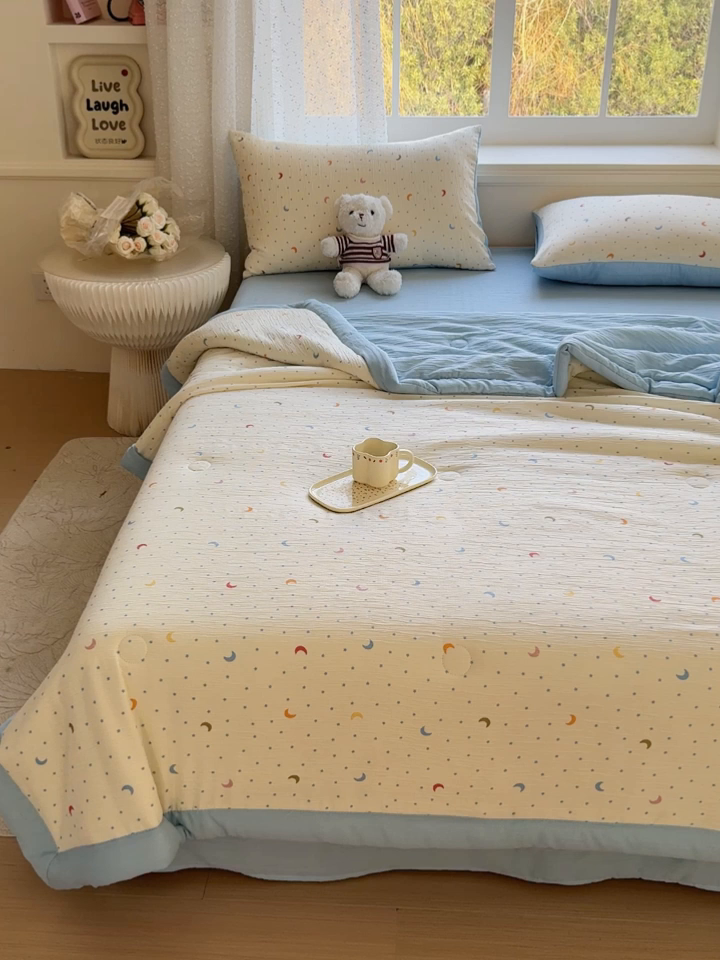 91家纺网 家纺一手货源 找家纺 几禾 2026新款A类三层纱印花夏被-柔纱 柔纱-星月天空