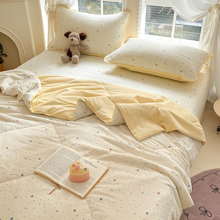 91家纺网 家纺一手货源 找家纺 几禾 2026新款云感双层纱7A抗菌夏被四件套系列-栀夏系列 栀夏-织梦