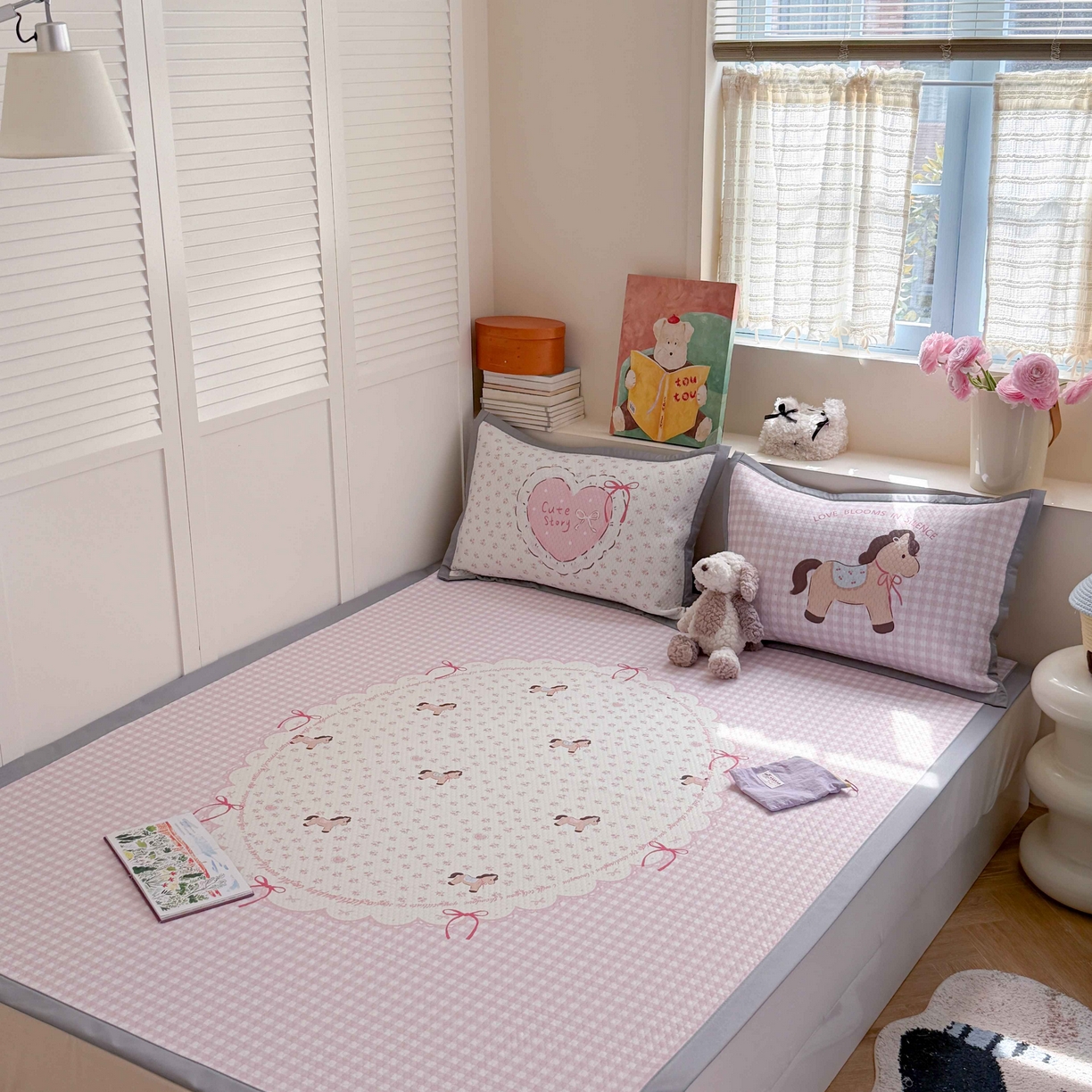 91家纺网 家纺一手货源 找家纺 Sweet dreams甜梦 2026新款数码印花大板凉感豆豆席 爱心小马