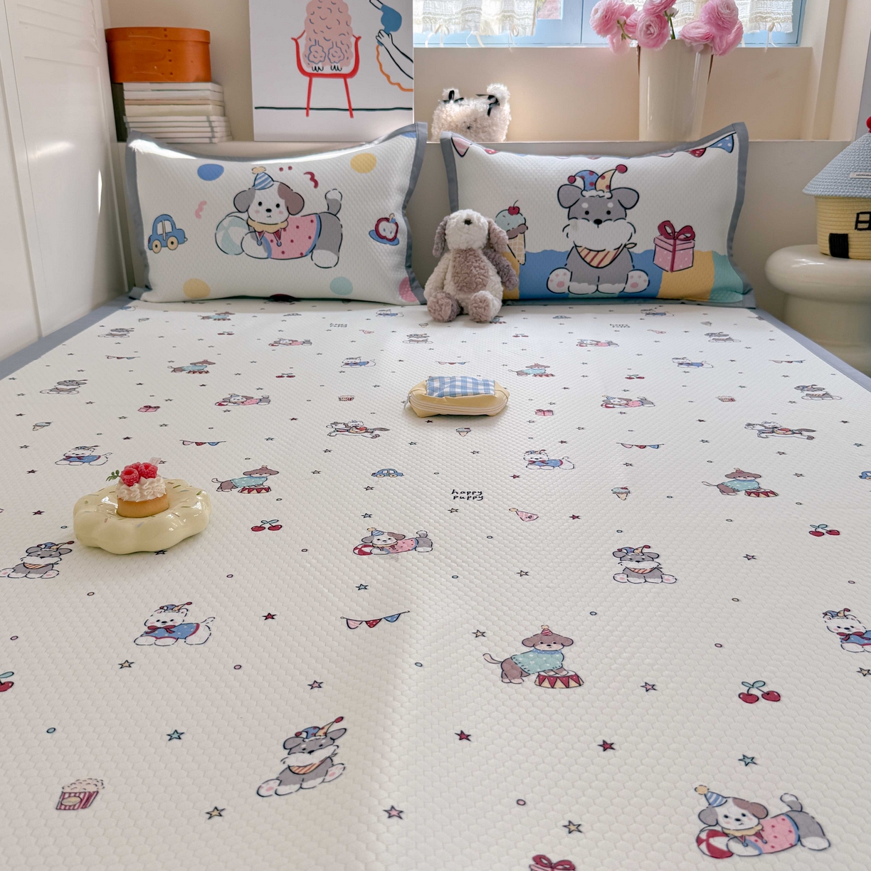 91家纺网 家纺一手货源 找家纺 Sweet dreams甜梦 2026新款数码印花大板凉感豆豆席 狗狗的游乐园