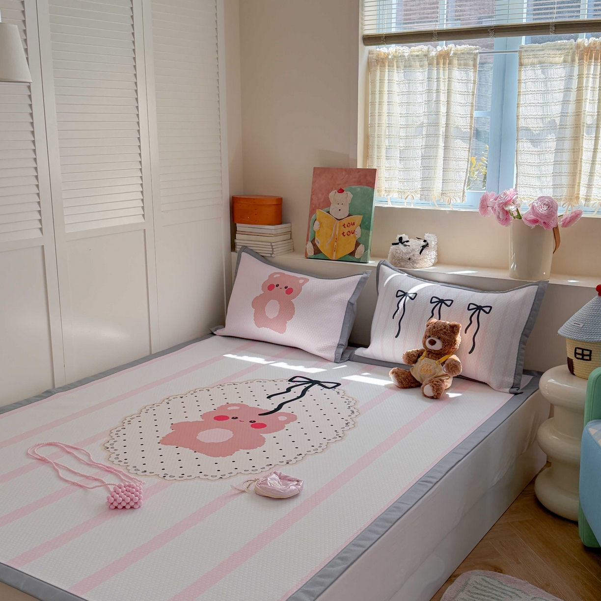 91家纺网 家纺一手货源 找家纺 Sweet dreams甜梦 2026新款数码印花大板凉感豆豆席 蝴蝶结小熊