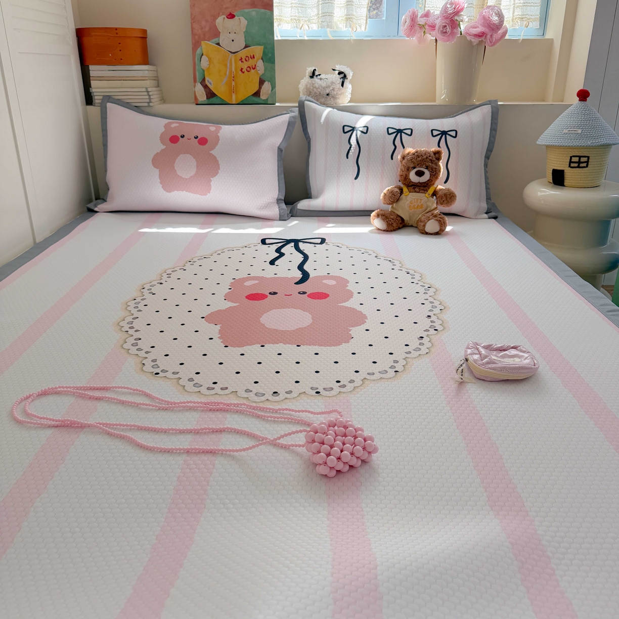 91家纺网 家纺一手货源 找家纺 Sweet dreams甜梦 2026新款数码印花大板凉感豆豆席 蝴蝶结小熊