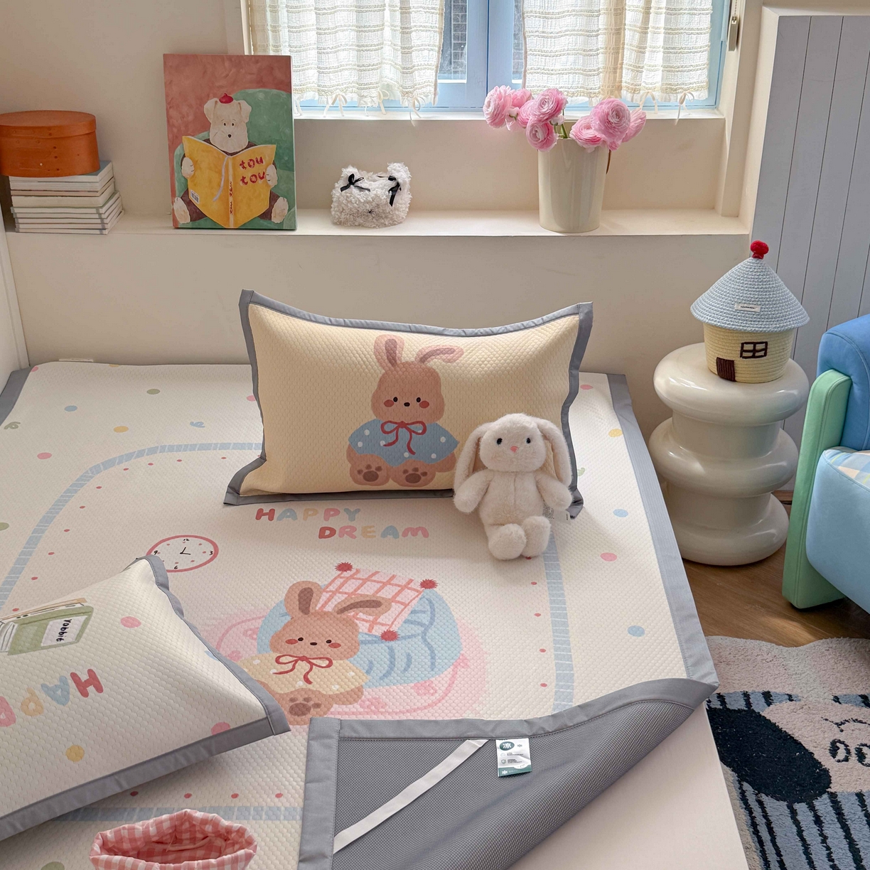 91家纺网 家纺一手货源 找家纺 Sweet dreams甜梦 2026新款数码印花大板凉感豆豆席 美梦兔兔