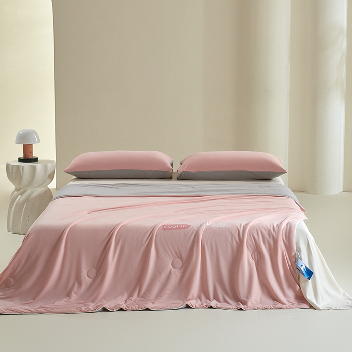 91家纺网 家纺一手货源 找家纺 （总）桃子家居 2026新款A类高品质冰冰凉雪花冰感凉皮双面加倍透气孔氨纶凉感夏被