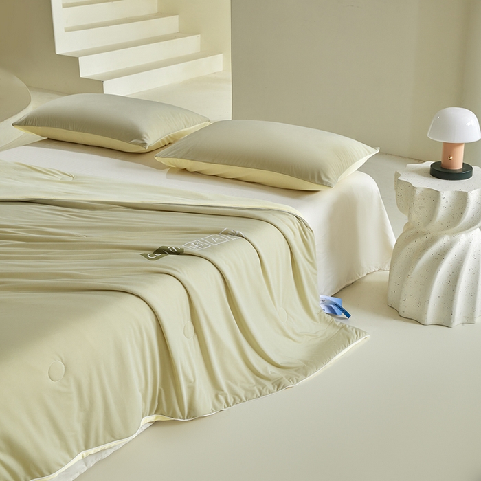 91家纺网 家纺一手货源 找家纺 桃子家居 2026新款A类高品质冰冰凉雪花冰感凉皮双面加倍透气孔氨纶凉感夏被 冰感凉皮-抹茶芒果（加倍透气）