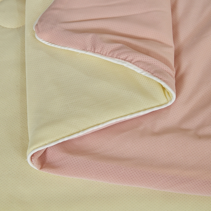 91家纺网 家纺一手货源 找家纺 桃子家居 2026新款A类高品质冰冰凉雪花冰感凉皮双面加倍透气孔氨纶凉感夏被 冰感凉皮-柠檬草莓（加倍透气）