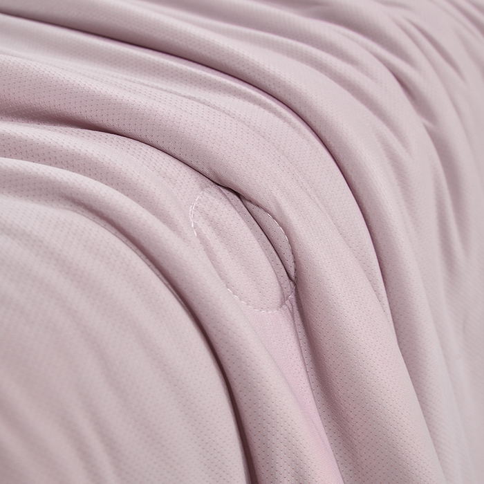 91家纺网 家纺一手货源 找家纺 桃子家居 2026新款A类高品质冰冰凉雪花冰感凉皮双面加倍透气孔氨纶凉感夏被 冰感凉皮-芋紫灰（加倍透气）